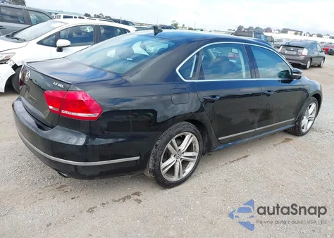 2013 Volkswagen Passat 3.6L V6 Sel Premium from USA, damaged, VIN 1VWCM7A33DC076641